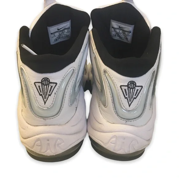 Nike Air Pippen High Top Sneakers Sz 9 - Picture 4 of 8